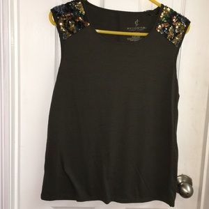 Juicy Couture Speeveless Blouse